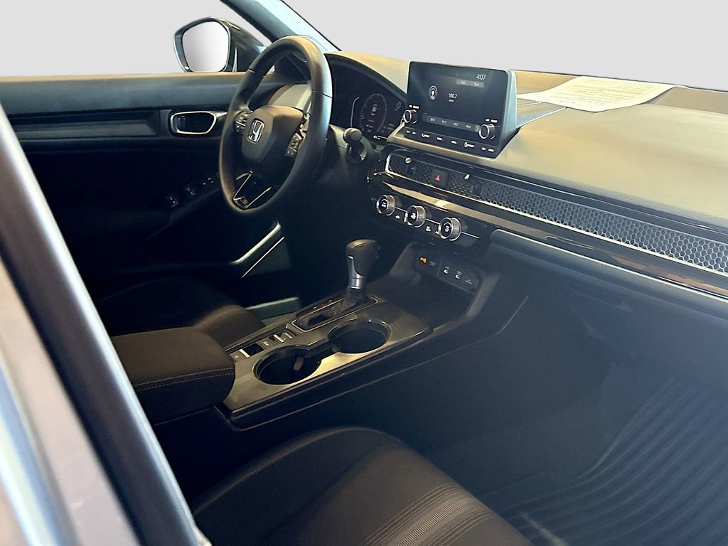 Used 2025 Honda Civic Sport image 26