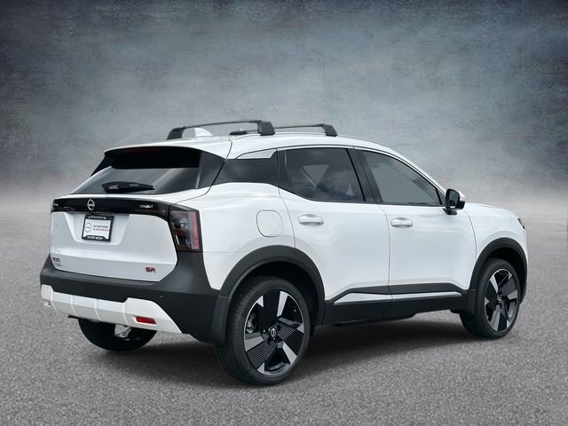 New 2025 Nissan Kicks SR FWD image 2