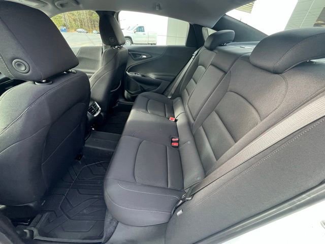 Used 2024 Chevrolet Malibu LT w/ Sport Edition image 14