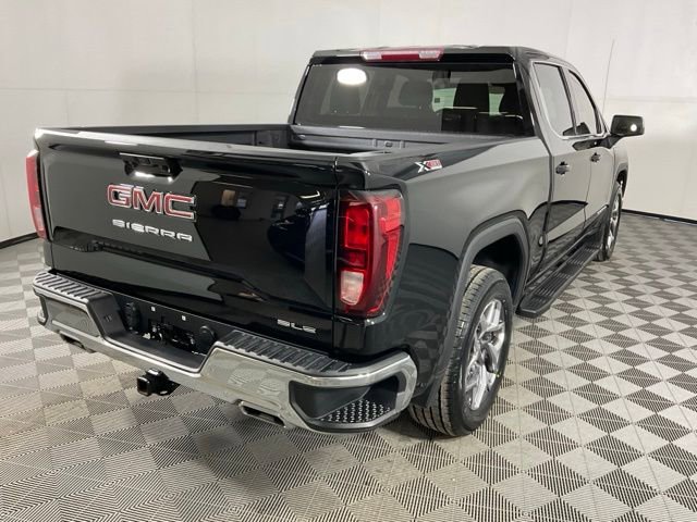 Used 2023 GMC Sierra 1500 SLE w/ X31 Off-Road Package image 8
