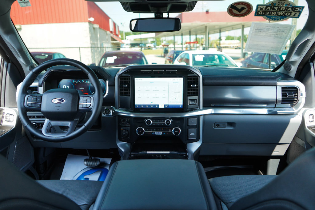 Used 2023 Ford F150 Lariat AWD/4WD image 9