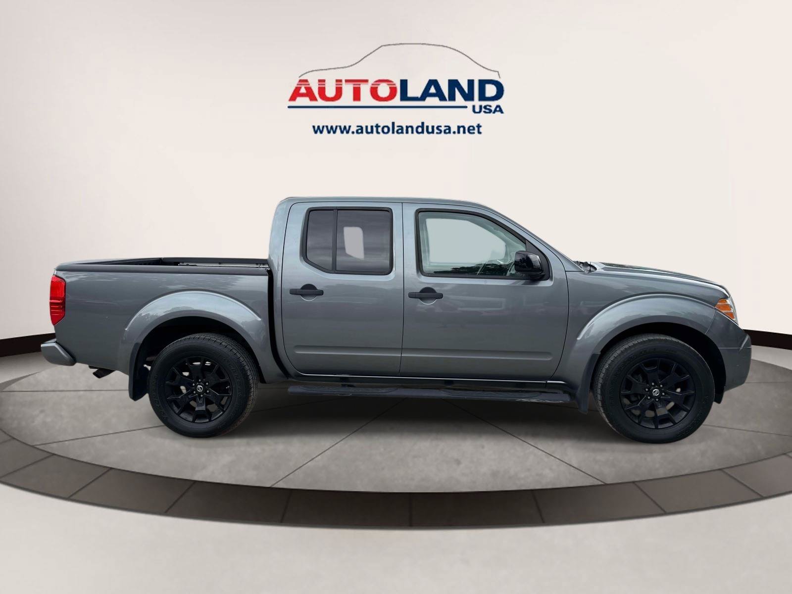 Used 2018 Nissan Frontier SV w/ Value Truck Package AWD/4WD image 3