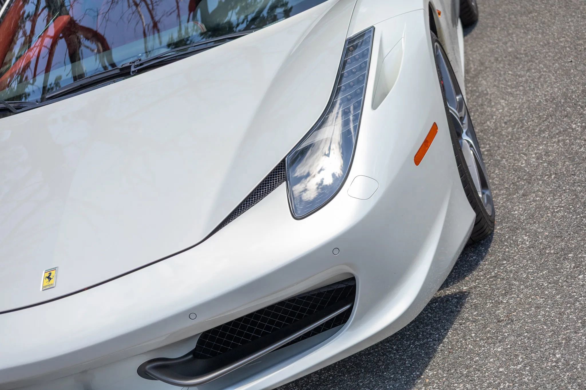 Used 2012 Ferrari 458 Spider RWD image 21