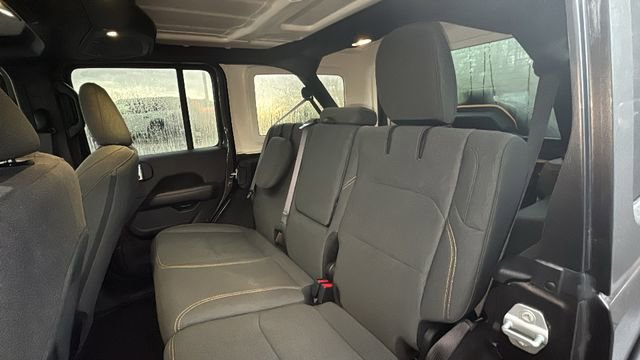 Used 2025 Jeep Wrangler Unlimited Sahara w/ Safety Group image 31