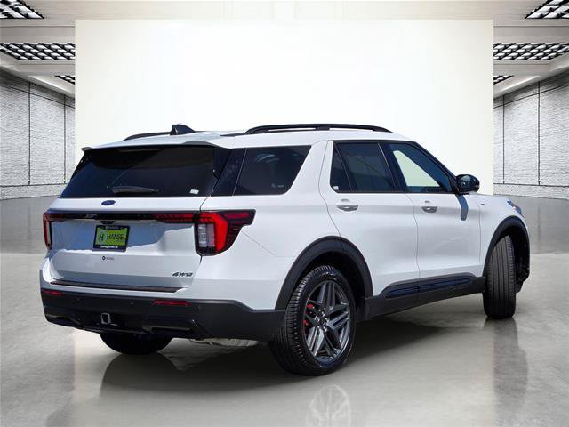 Certified 2026 Ford Explorer ST-Line w/ ST-Line Street Pack AWD/4WD image 5