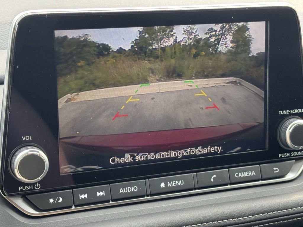 Certified 2025 Nissan Rogue S image 8