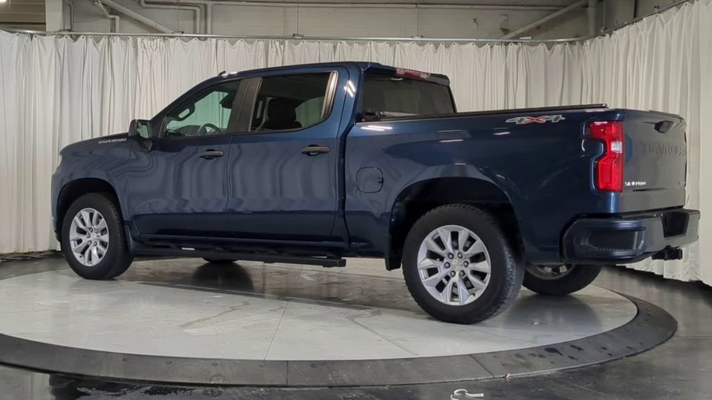 Used 2021 Chevrolet Silverado 1500 Custom w/ Safety Confidence Package AWD/4WD image 8