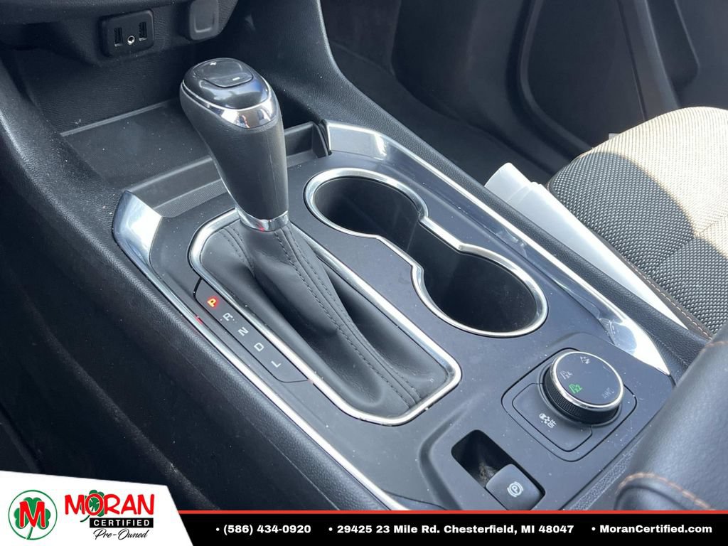 Used 2019 Chevrolet Traverse LS AWD/4WD image 23