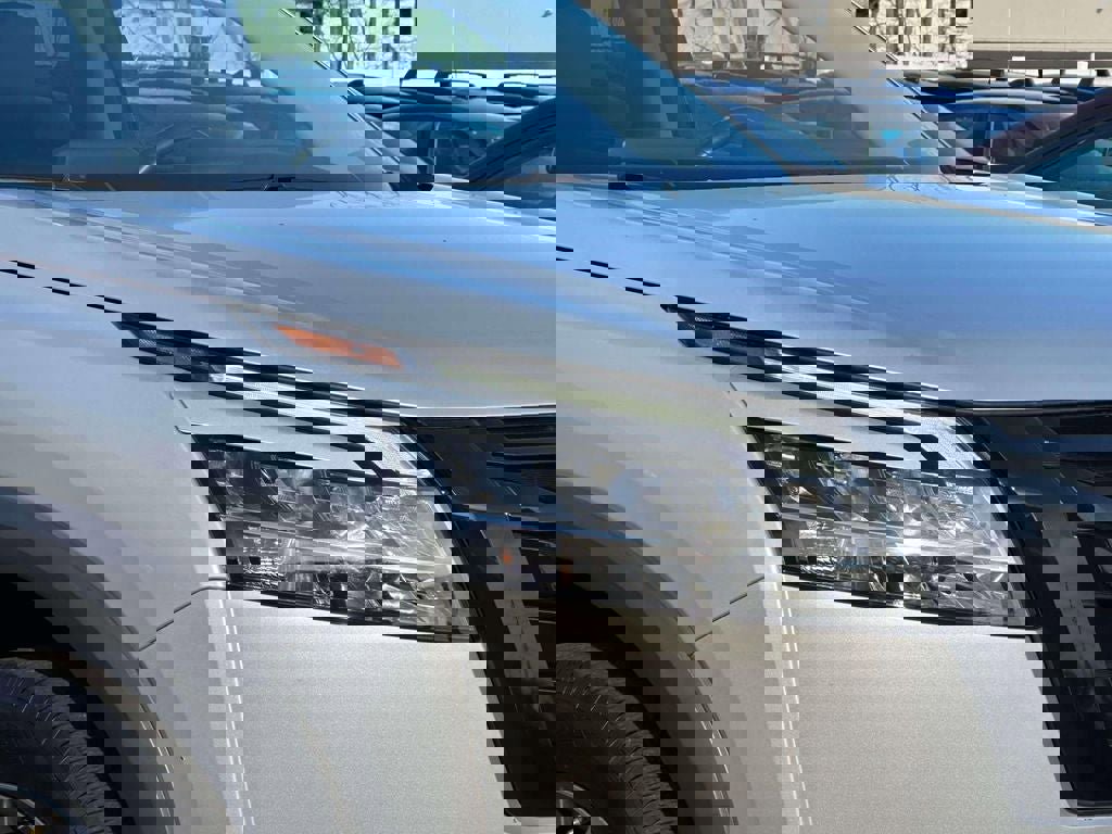 Certified 2023 Nissan Pathfinder SL w/ Lighting Package (N92) image 8