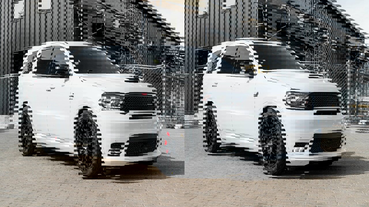 Used 2018 Dodge Durango R/T w/ Technology Group image 1