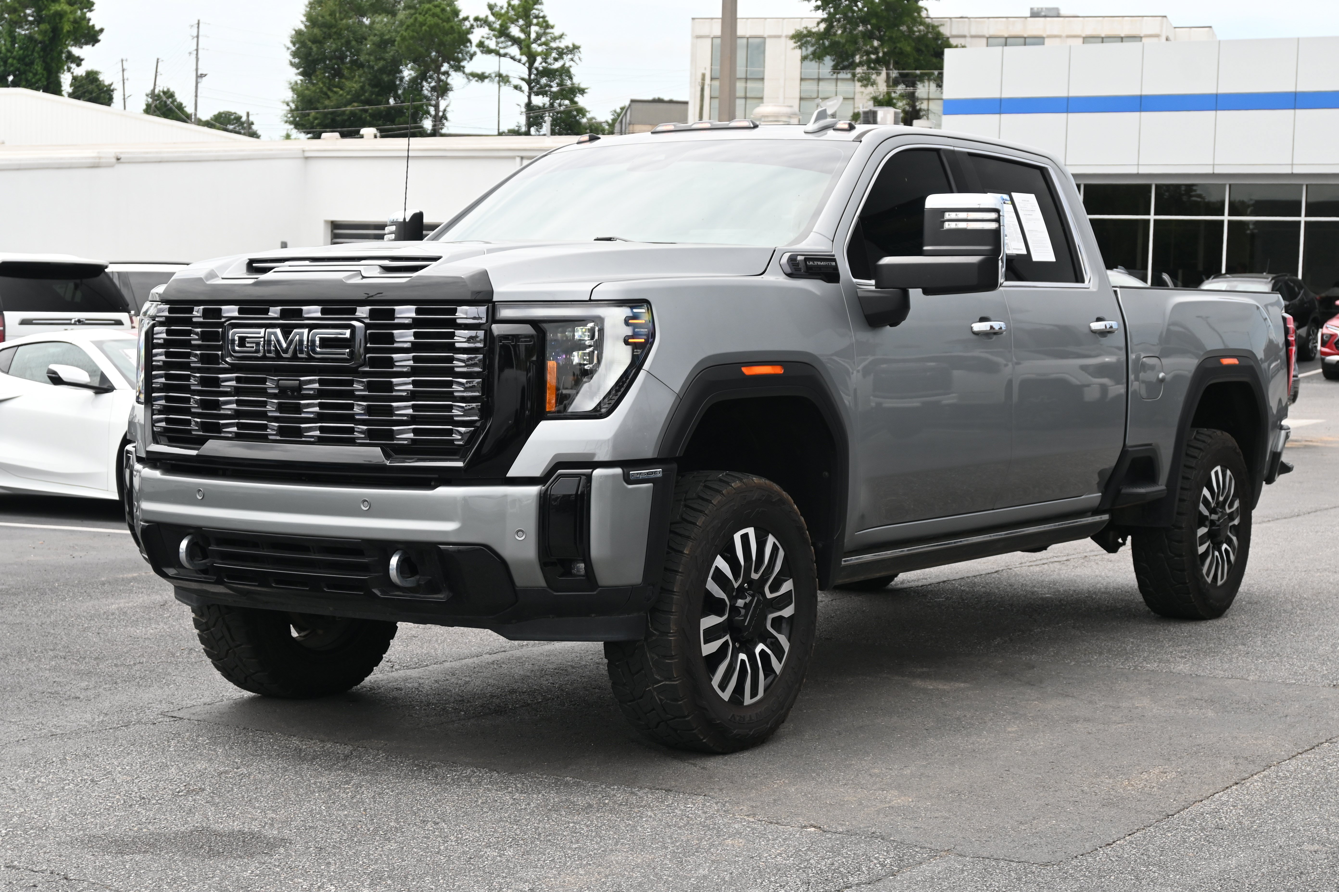 Used 2025 GMC Sierra 2500 Denali Ultimate w/ Max Trailering Package AWD/4WD image 17