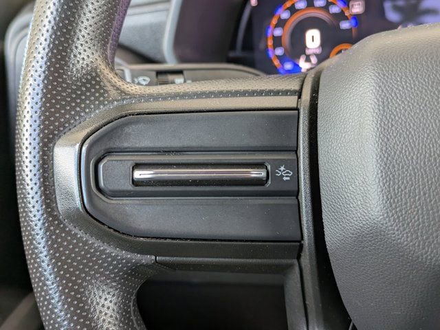 Used 2024 Chevrolet Colorado W/T image 20