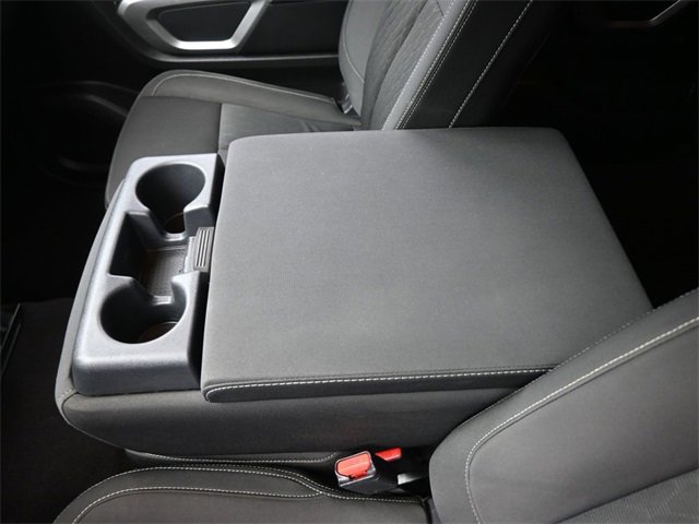 Used 2018 Nissan Titan SV image 32