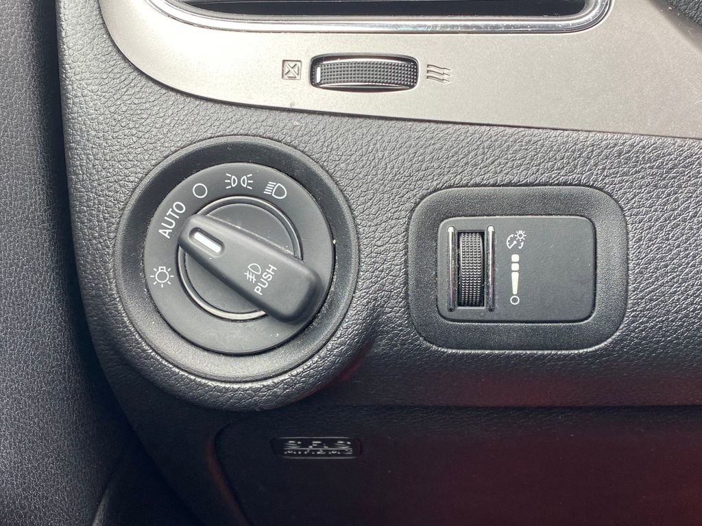 Used 2019 Dodge Journey Crossroad image 25