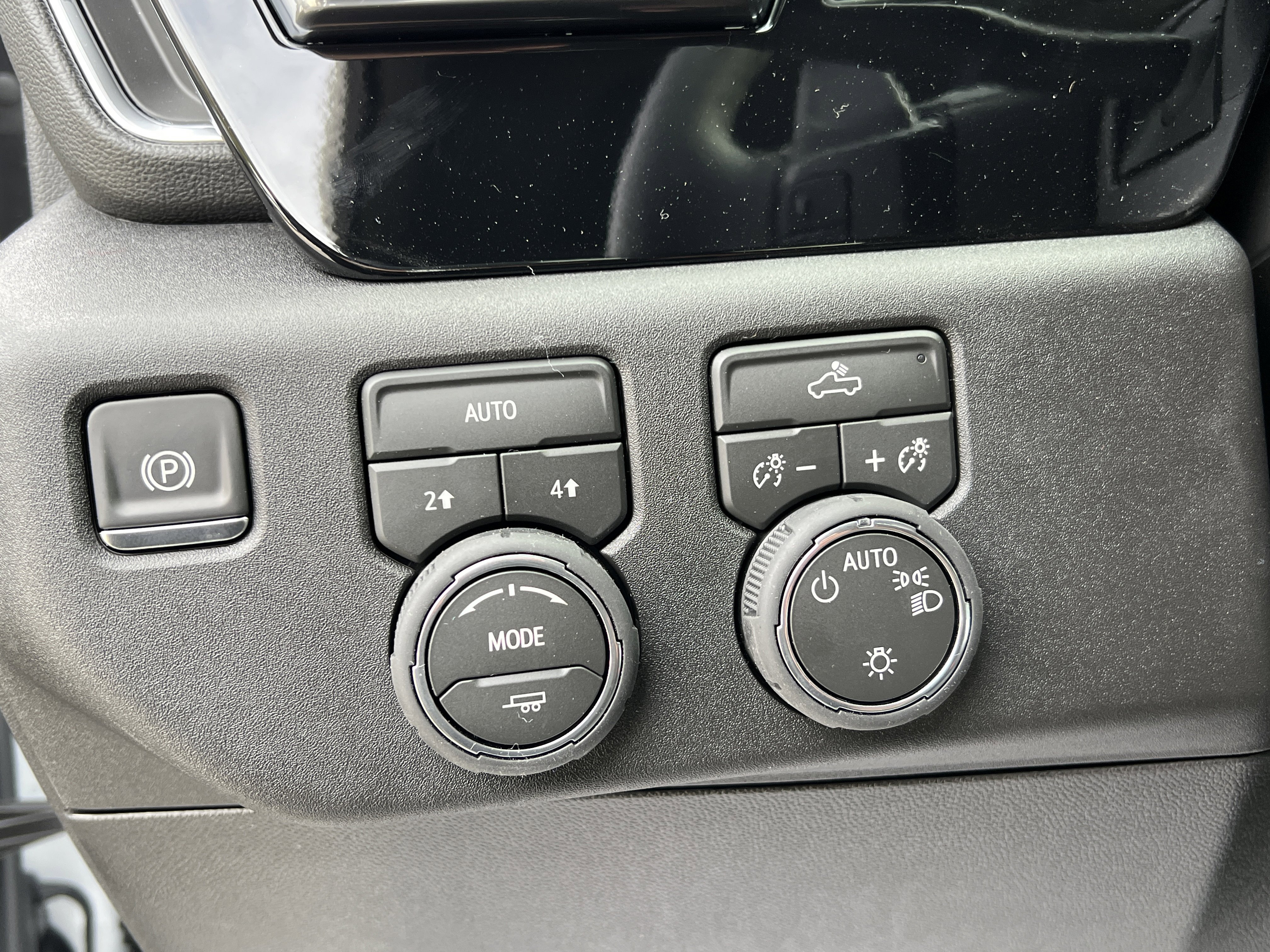 New 2026 Chevrolet Silverado 1500 LT w/ LPO, Dark Essentials Package image 52