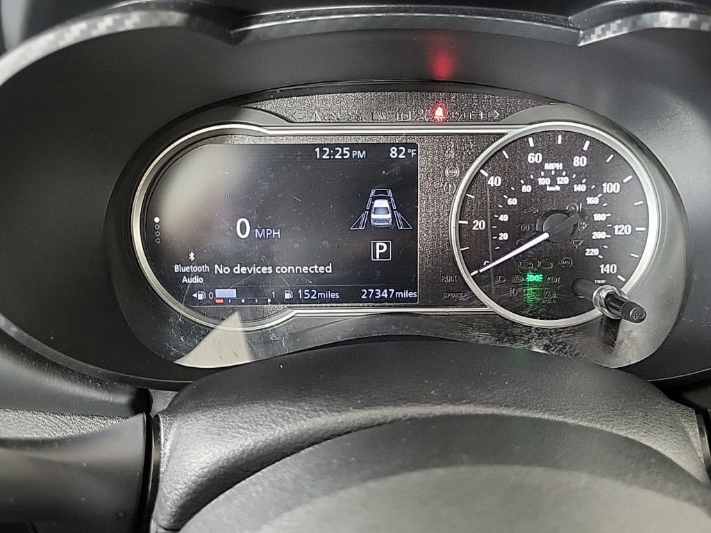 Used 2024 Nissan Versa SR image 14