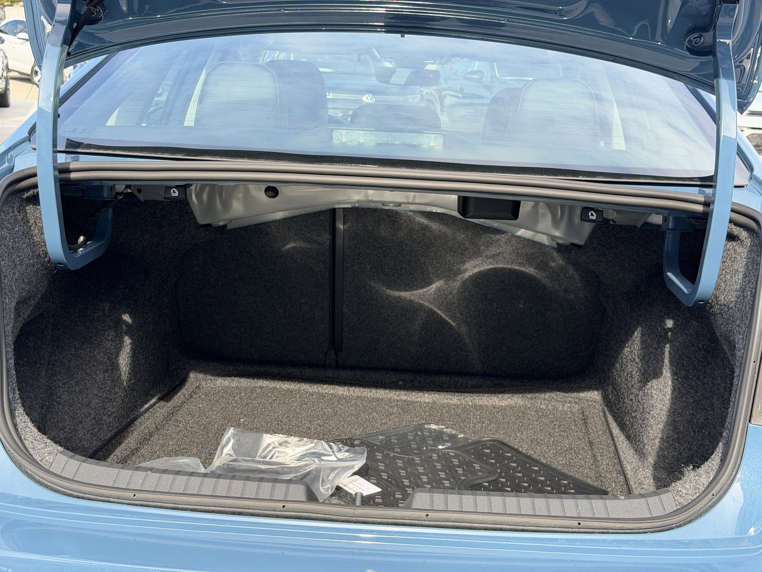 New 2026 Volkswagen Jetta SE image 10