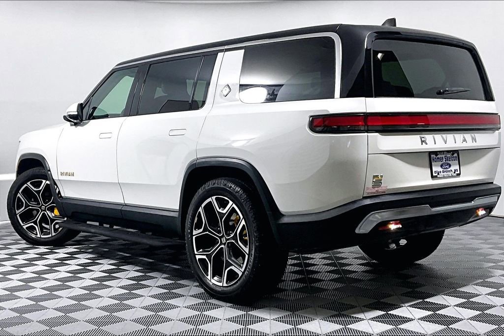 Used 2023 Rivian R1S Adventure AWD/4WD image 11