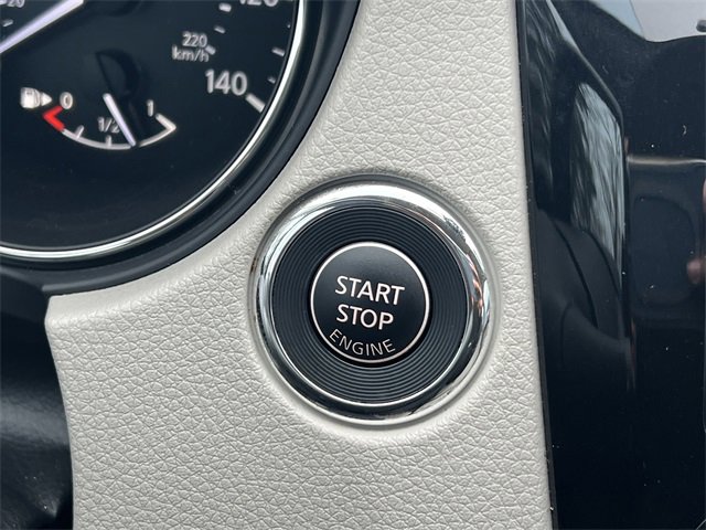 Used 2022 Nissan Rogue Sport SL image 11