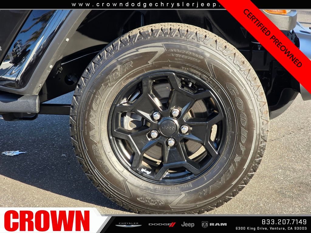 Certified 2021 Jeep Gladiator Willys image 9