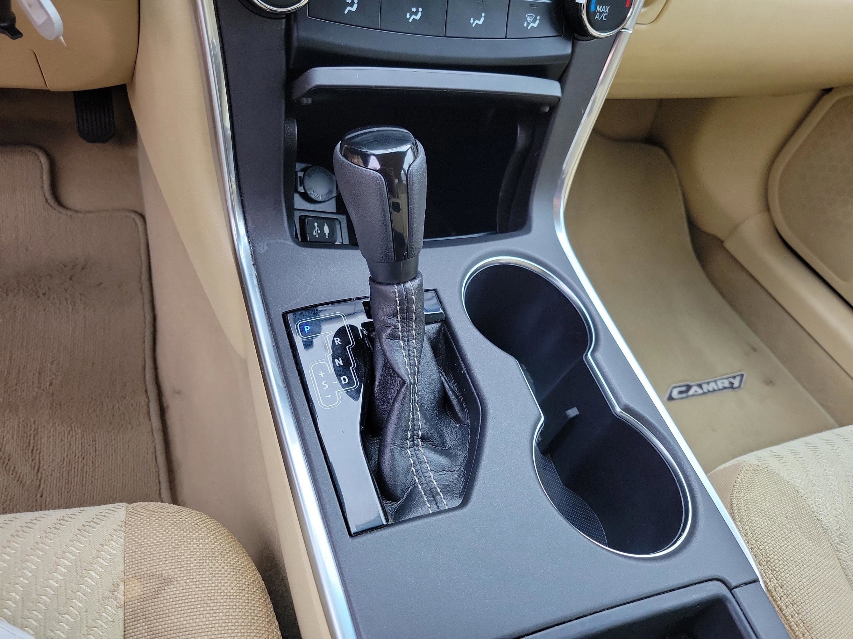 Used 2017 Toyota Camry LE FWD image 15