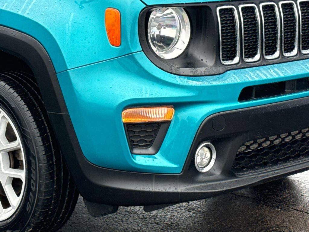 Used 2020 Jeep Renegade Latitude w/ Cold Weather Group image 5