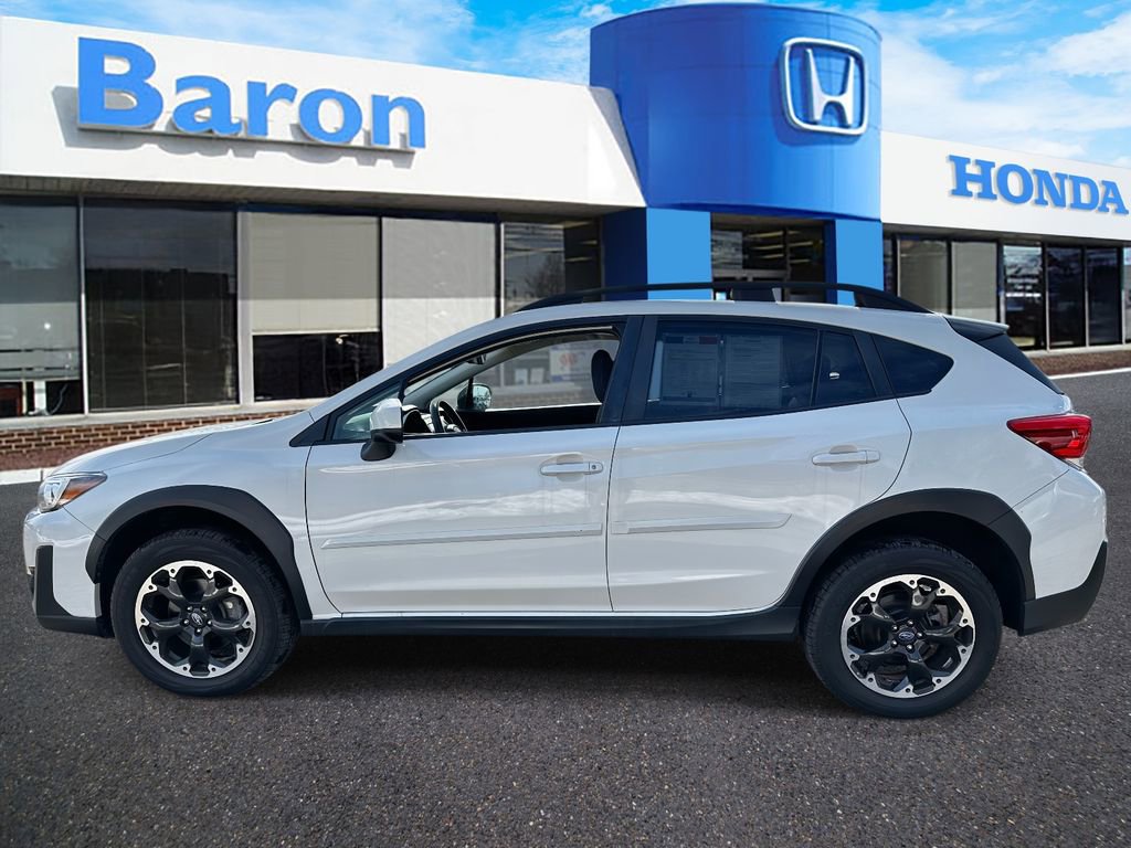 Used 2022 Subaru Crosstrek 2.0i Premium AWD/4WD image 3