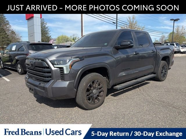 Used 2024 Toyota Tundra Limited AWD/4WD image 3