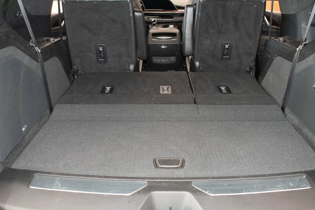 Used 2021 Cadillac Escalade Sport Platinum AWD/4WD image 15