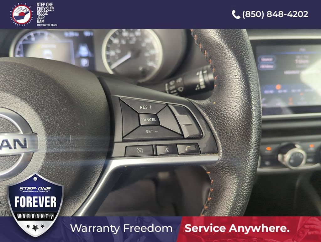 Used 2021 Nissan Versa SR FWD image 21