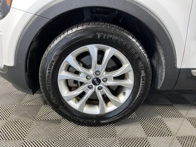 Used 2020 Kia Telluride LX AWD/4WD image 10
