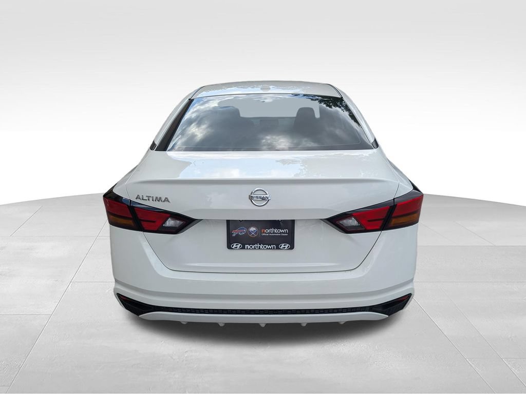 Used 2020 Nissan Altima 2.5 S FWD image 14