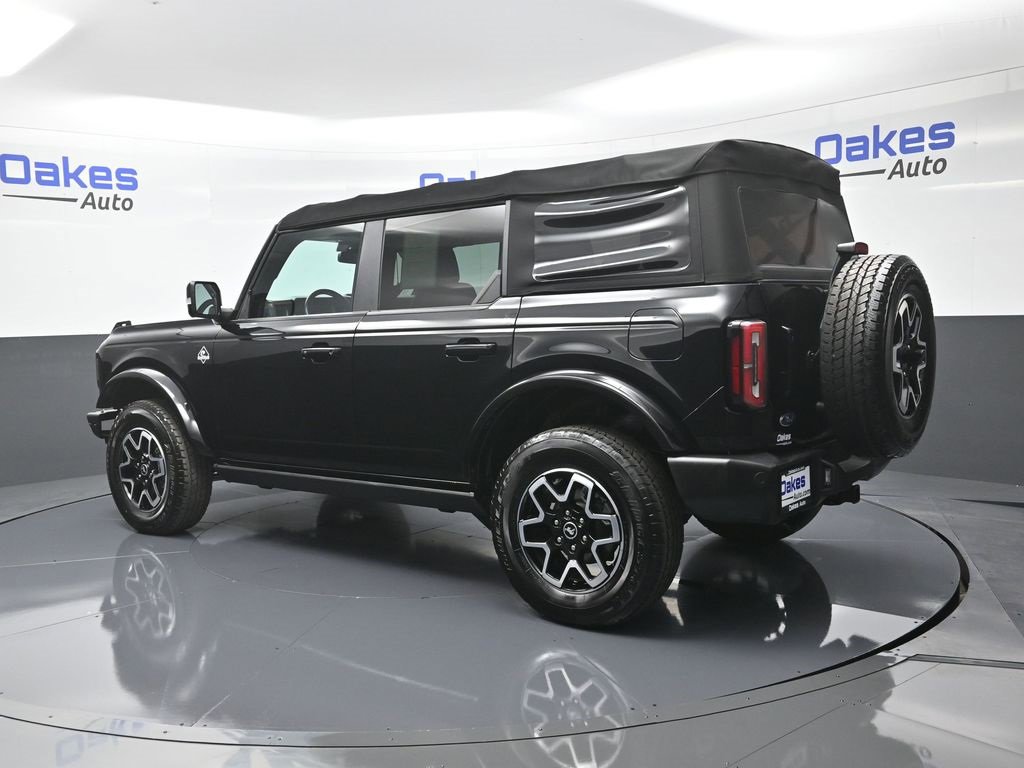 Used 2021 Ford Bronco Outer Banks image 5