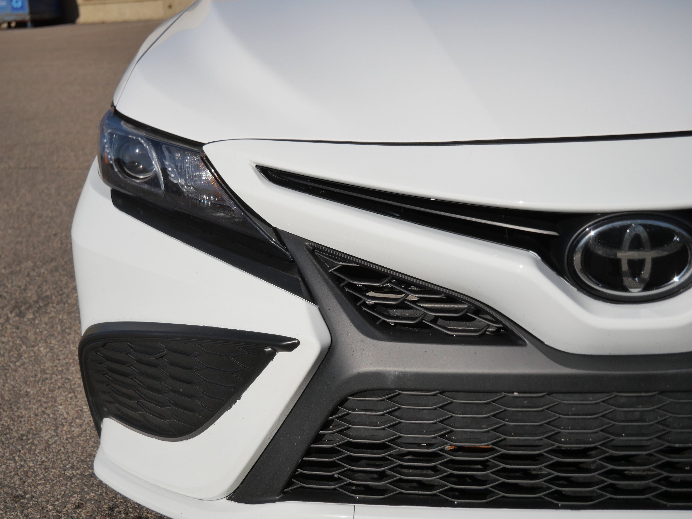 Certified 2023 Toyota Camry SE FWD image 17