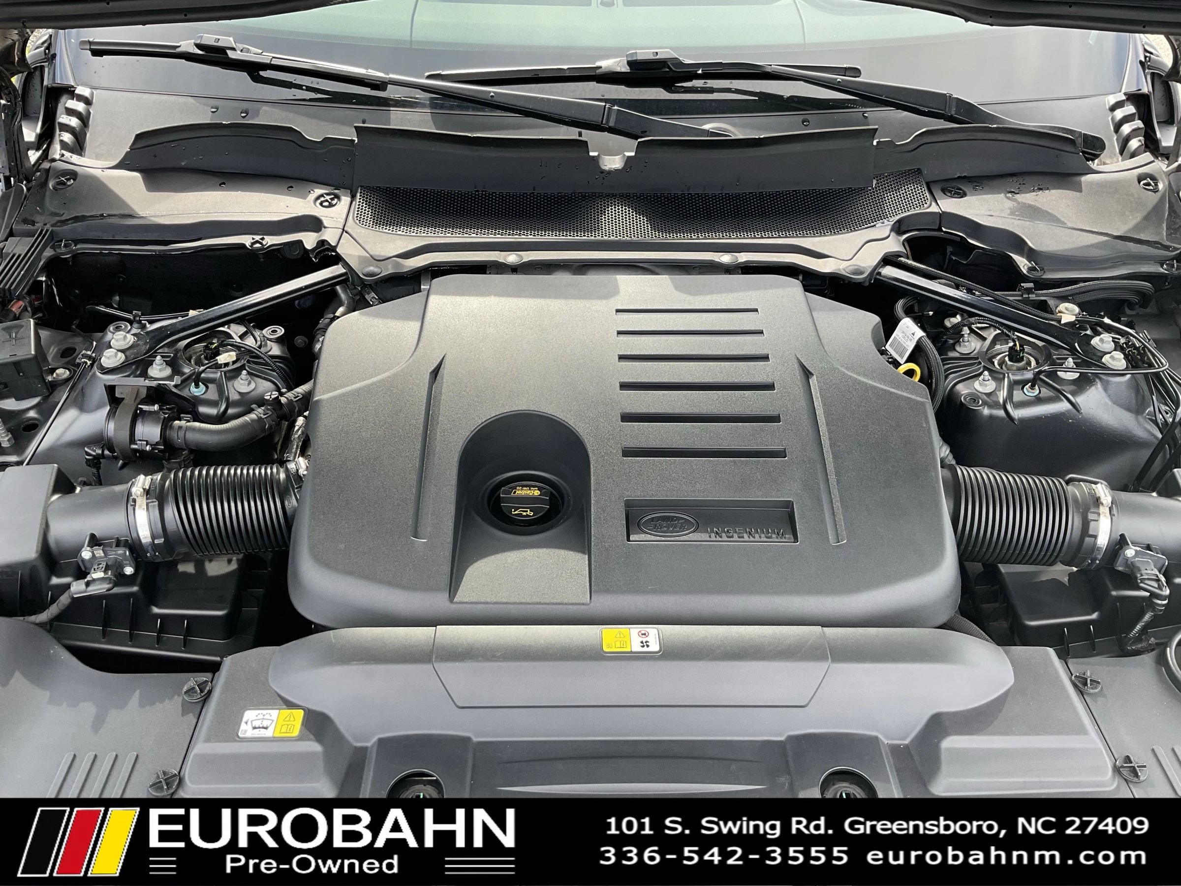 Used 2020 Land Rover Range Rover HSE AWD/4WD image 36