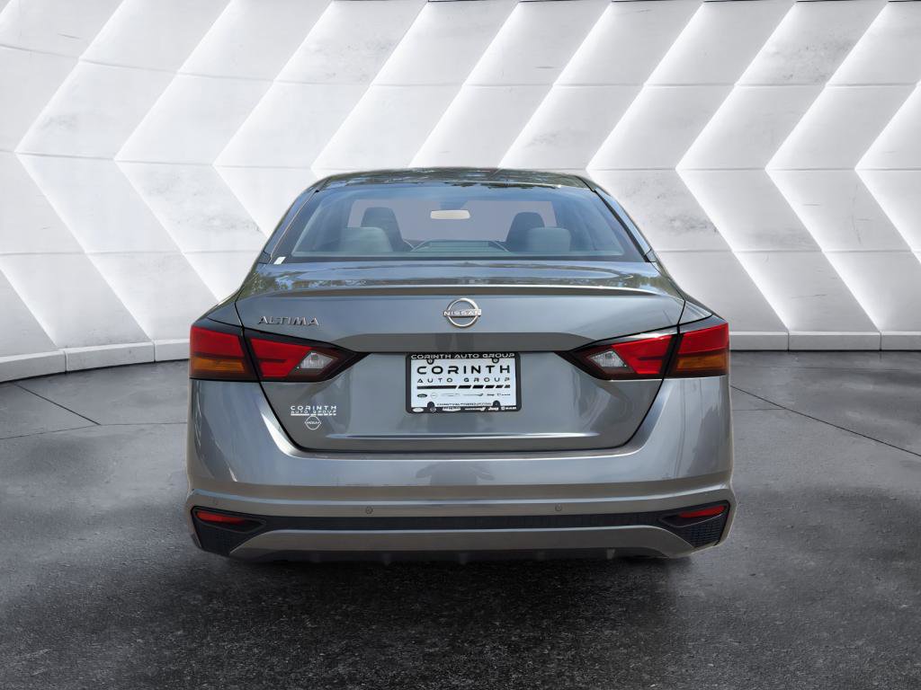 Used 2023 Nissan Altima 2.5 S FWD image 6