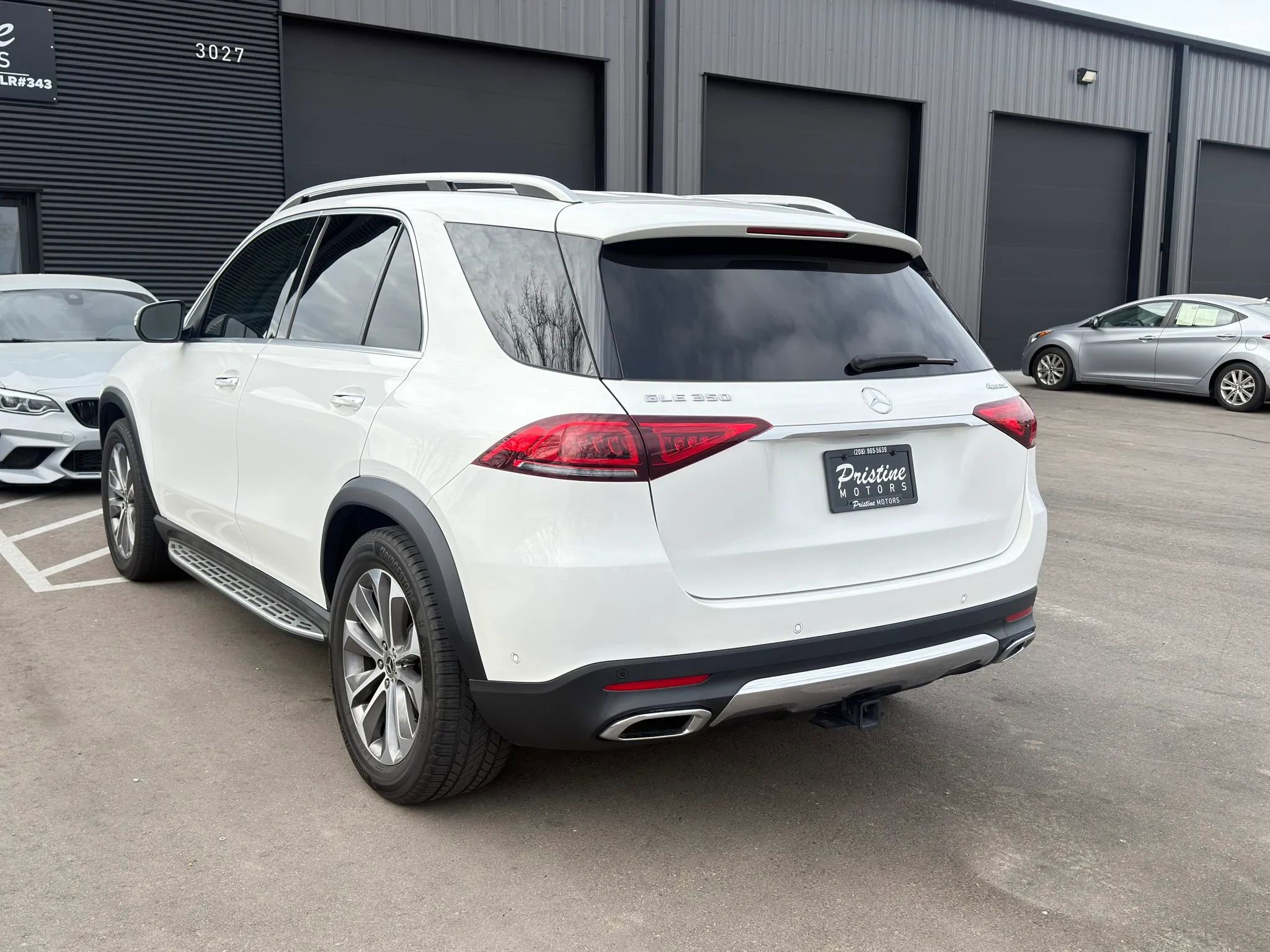 Used 2020 Mercedes-Benz GLE 350 4MATIC w/ Premium Package image 5