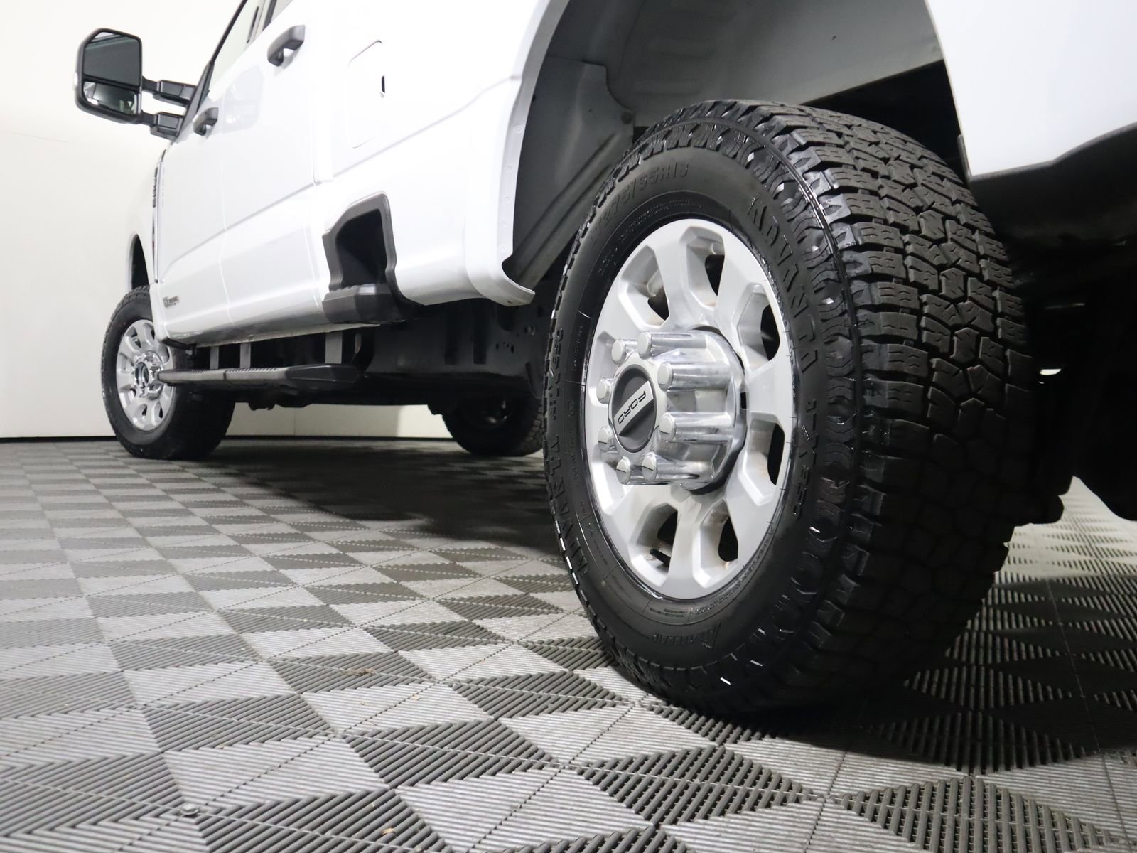 Used 2024 Ford F350 XLT image 31