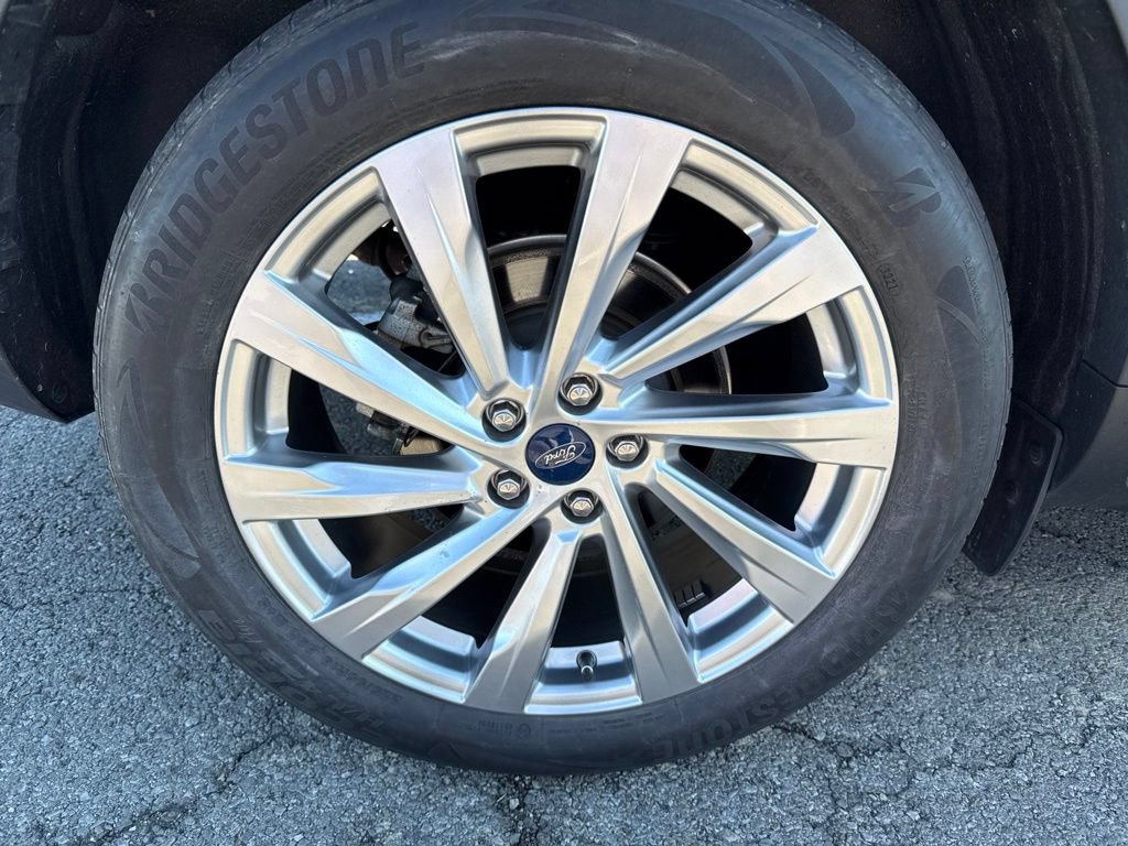 Used 2021 Ford Escape Titanium w/ Titanium Elite Package AWD/4WD image 7