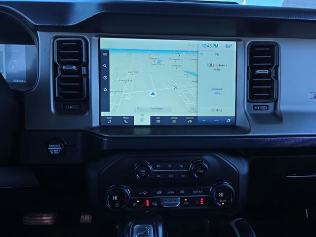 Used 2021 Ford Bronco Outer Banks w/ Sasquatch Package image 22