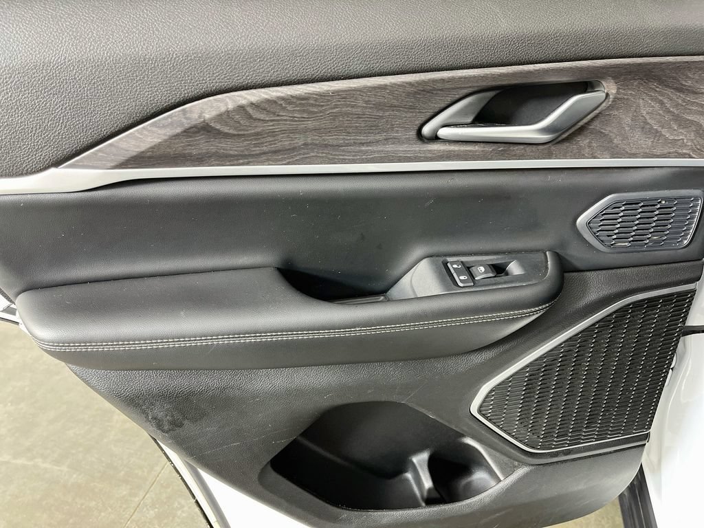 Used 2023 Jeep Grand Cherokee 4WD 4xe image 31