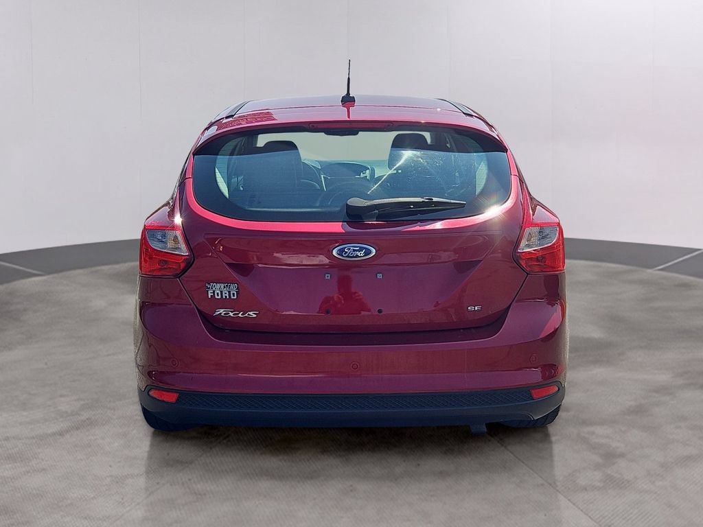 Used 2014 Ford Focus SE w/ Equipment Group 201A FWD image 5