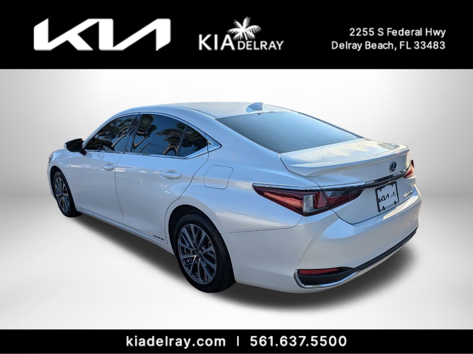 Used 2022 Lexus ES 300h image 6