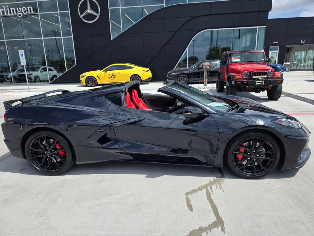 Used 2024 Chevrolet Corvette Stingray Coupe w/ Z51 Performance Package RWD image 2