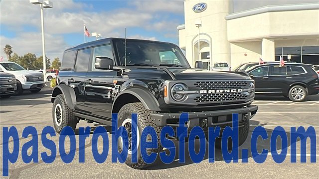 New 2025 Ford Bronco Badlands video 1