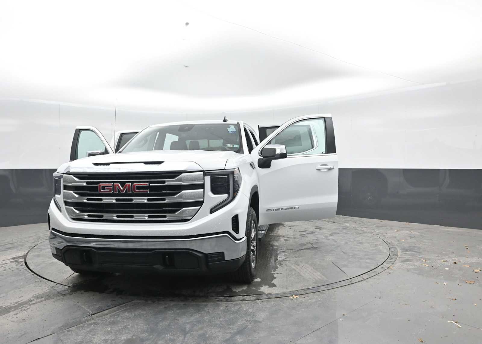 New 2026 GMC Sierra 1500 SLE w/ Preferred Package AWD/4WD image 53