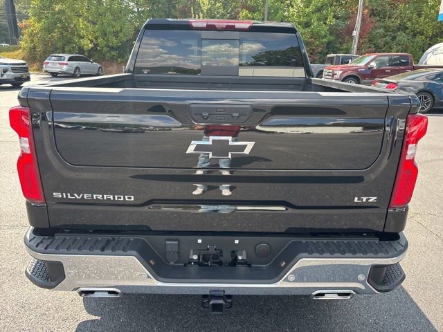Used 2025 Chevrolet Silverado 1500 LTZ w/ LTZ Premium Package image 5