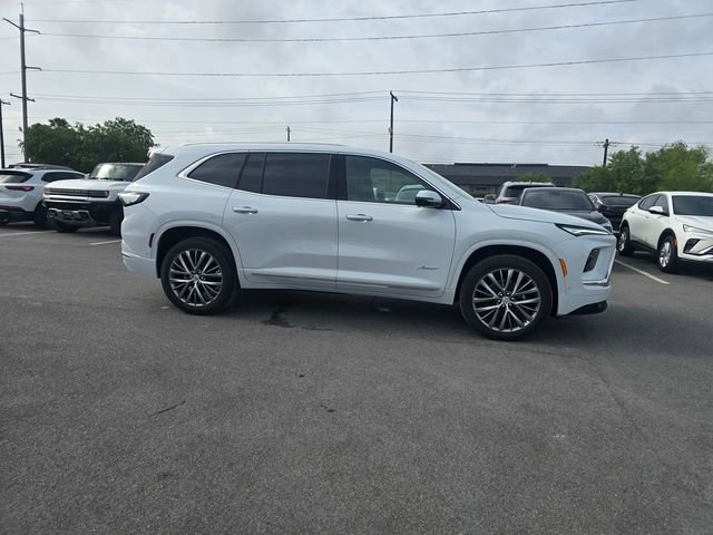 New 2026 Buick Enclave Avenir image 4