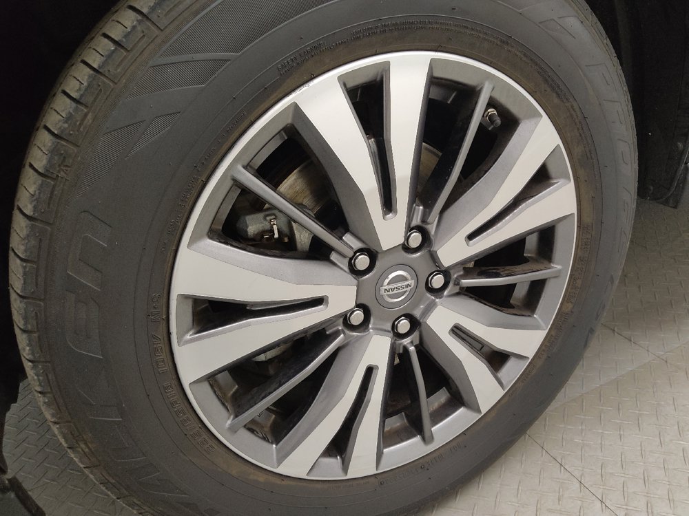 Used 2018 Nissan Pathfinder SV AWD/4WD image 31