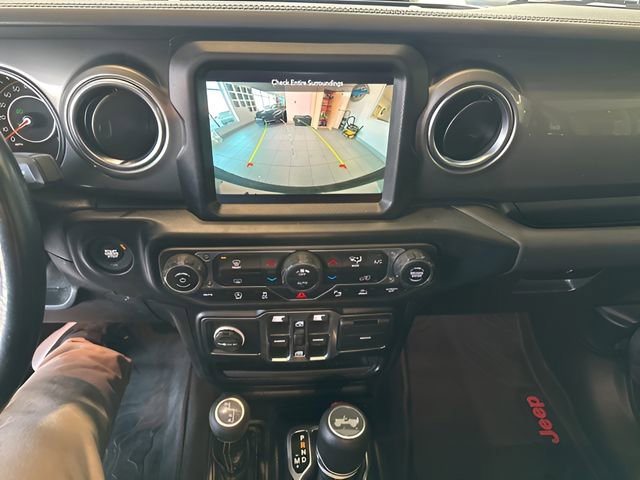 Used 2021 Jeep Wrangler Unlimited Sahara w/ Uconnect 4C Nav & Sound Group image 11